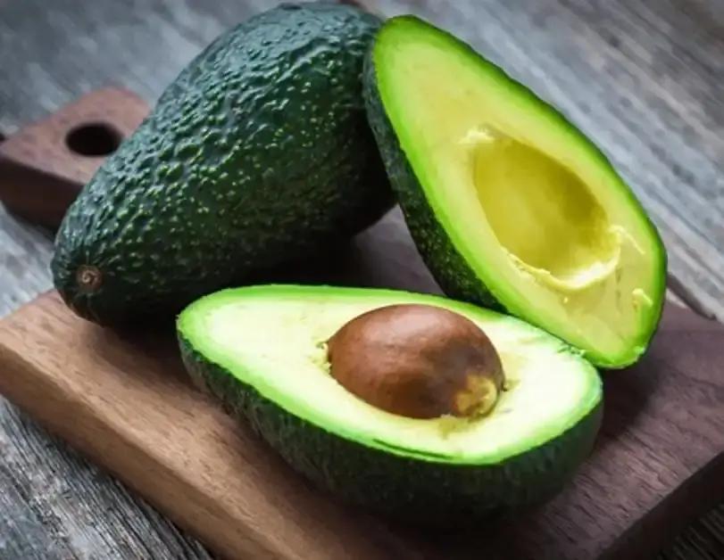 Avocado Or Butterfruit Plants  Hover